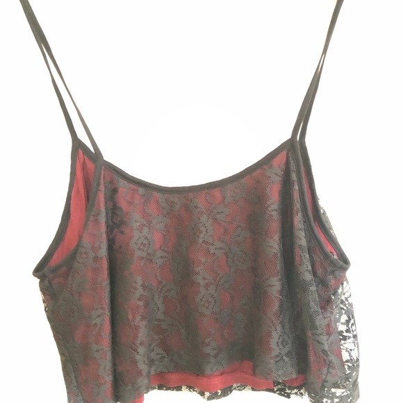 Select black and burgundy lace crop top - Picture 4 of 7